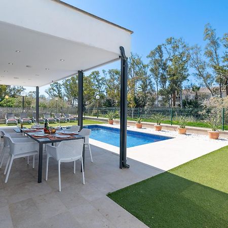 Beach Villa Cosins 1 Mel By Sealand Villas Alcudia  Exterior photo