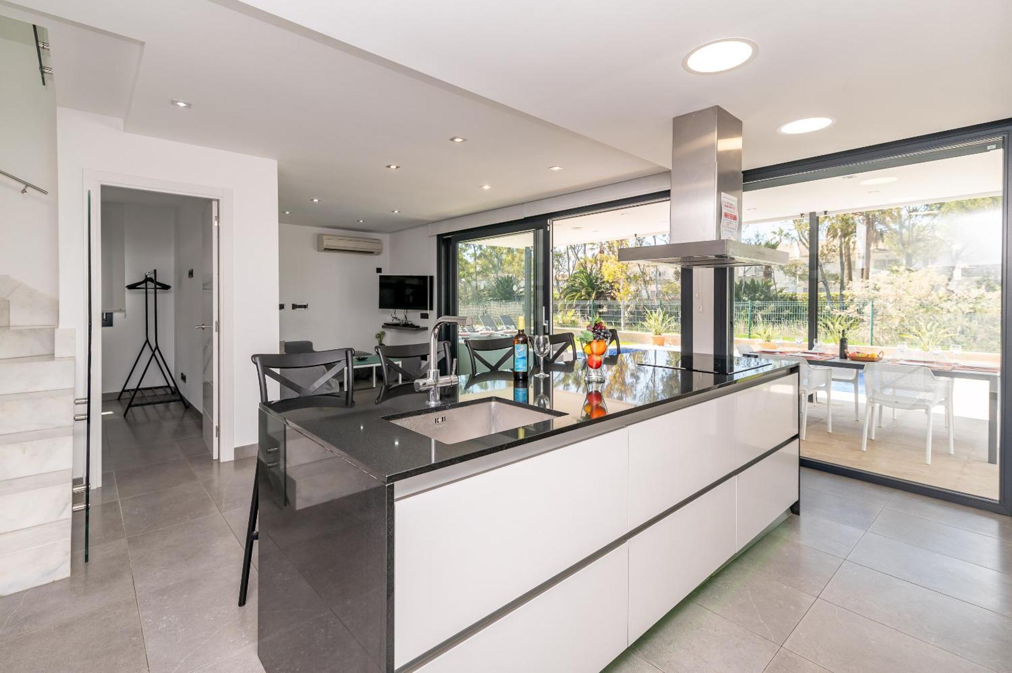 Beach Villa Cosins 1 Mel By Sealand Villas Alcudia  Exterior photo